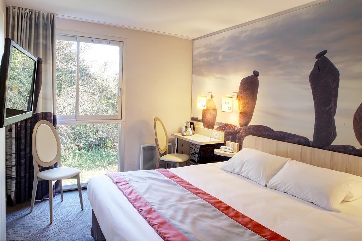 Western Le Loch 3* Auray