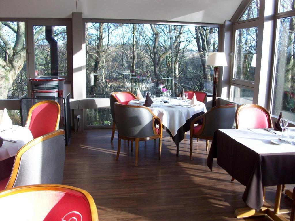 Western Le Loch 3* Auray