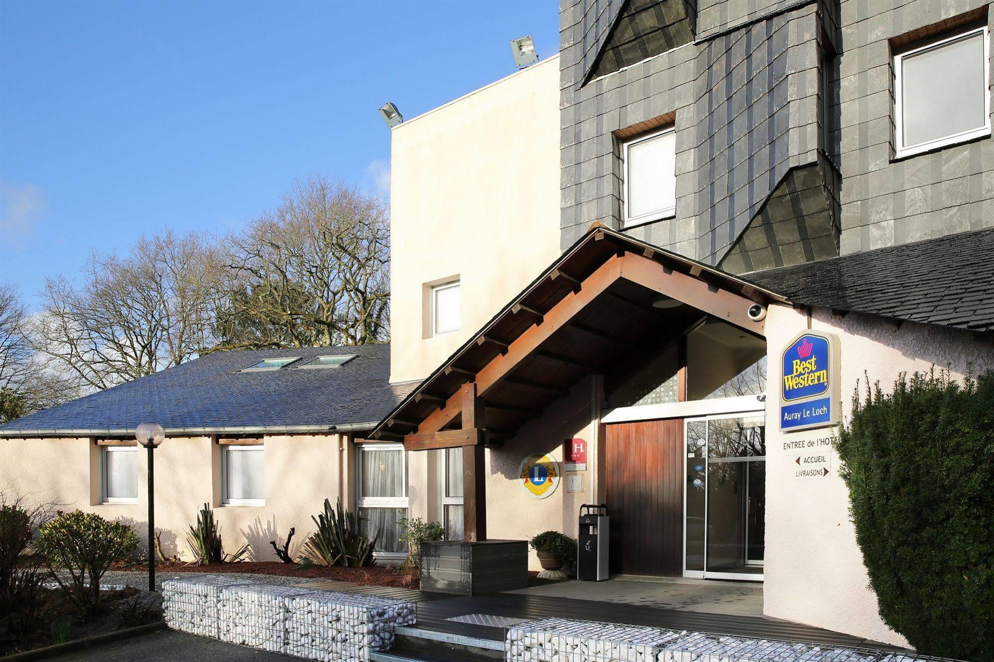Western Le Loch Auray